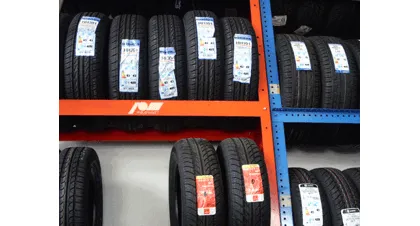 Cambio, assistenza e riparazione gomme